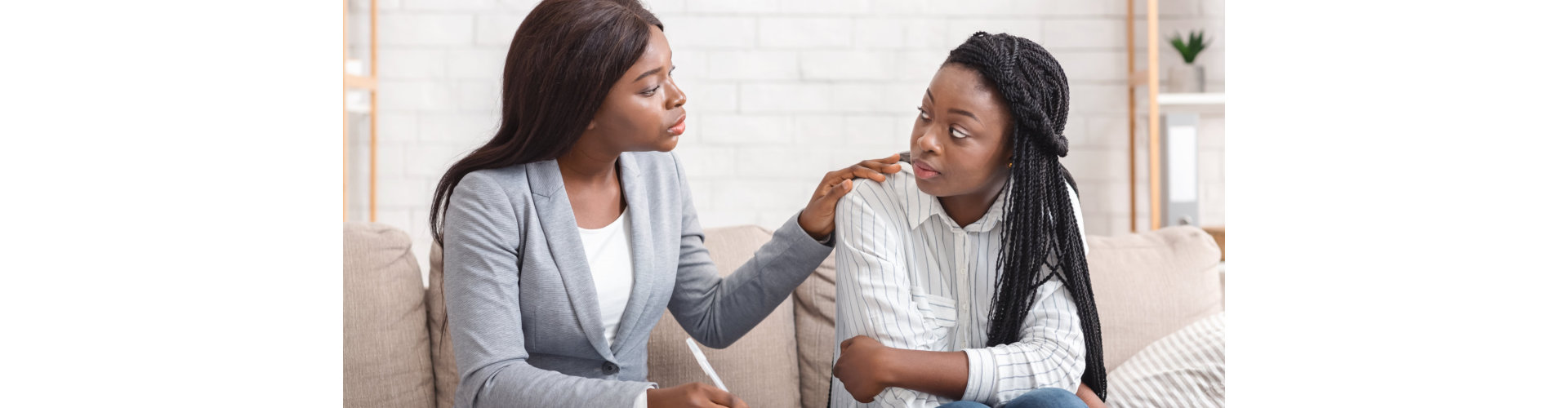 female consultant giving advice to the young lady